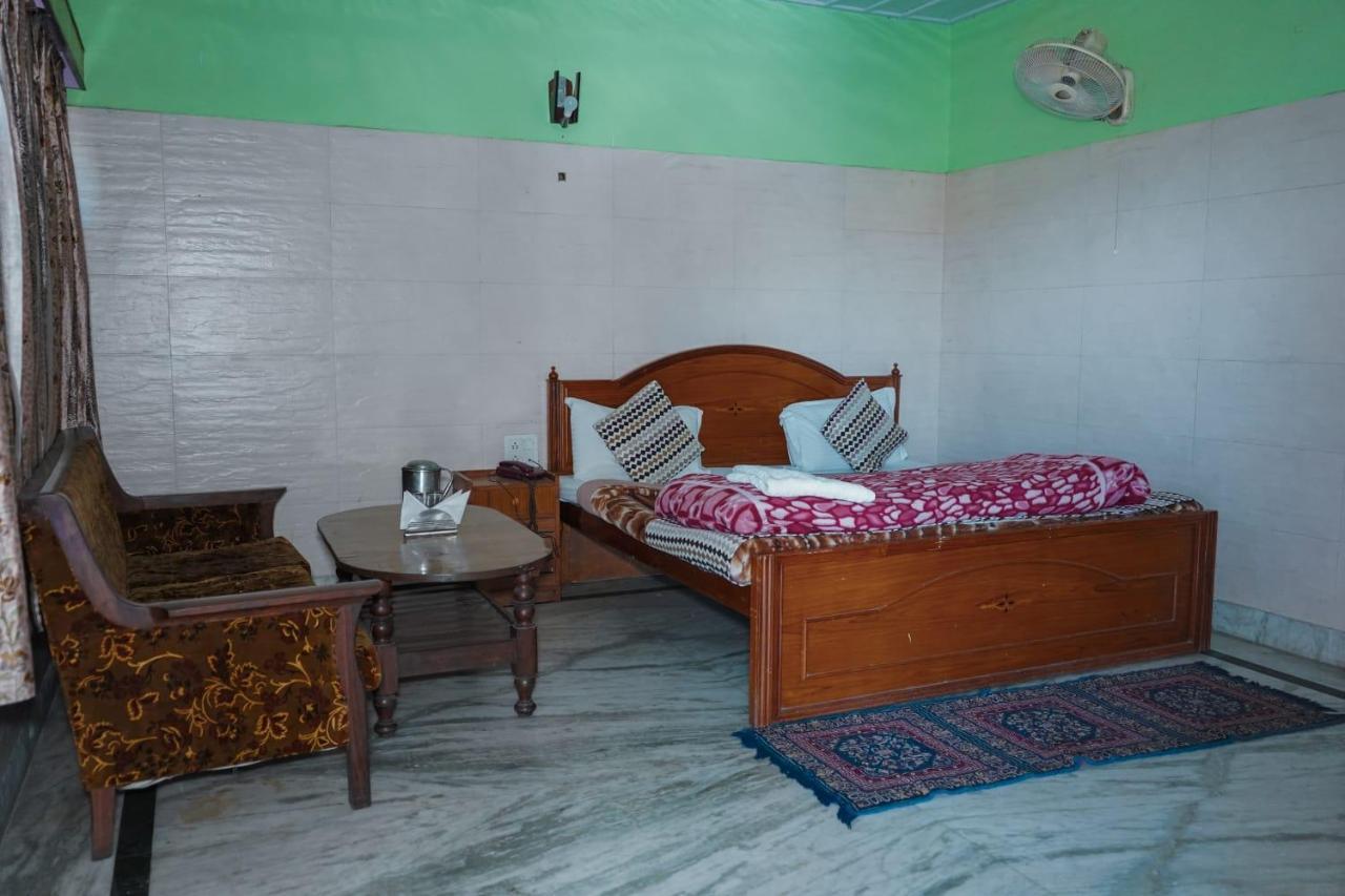Himalaya Mount View Resort Kausani Kültér fotó
