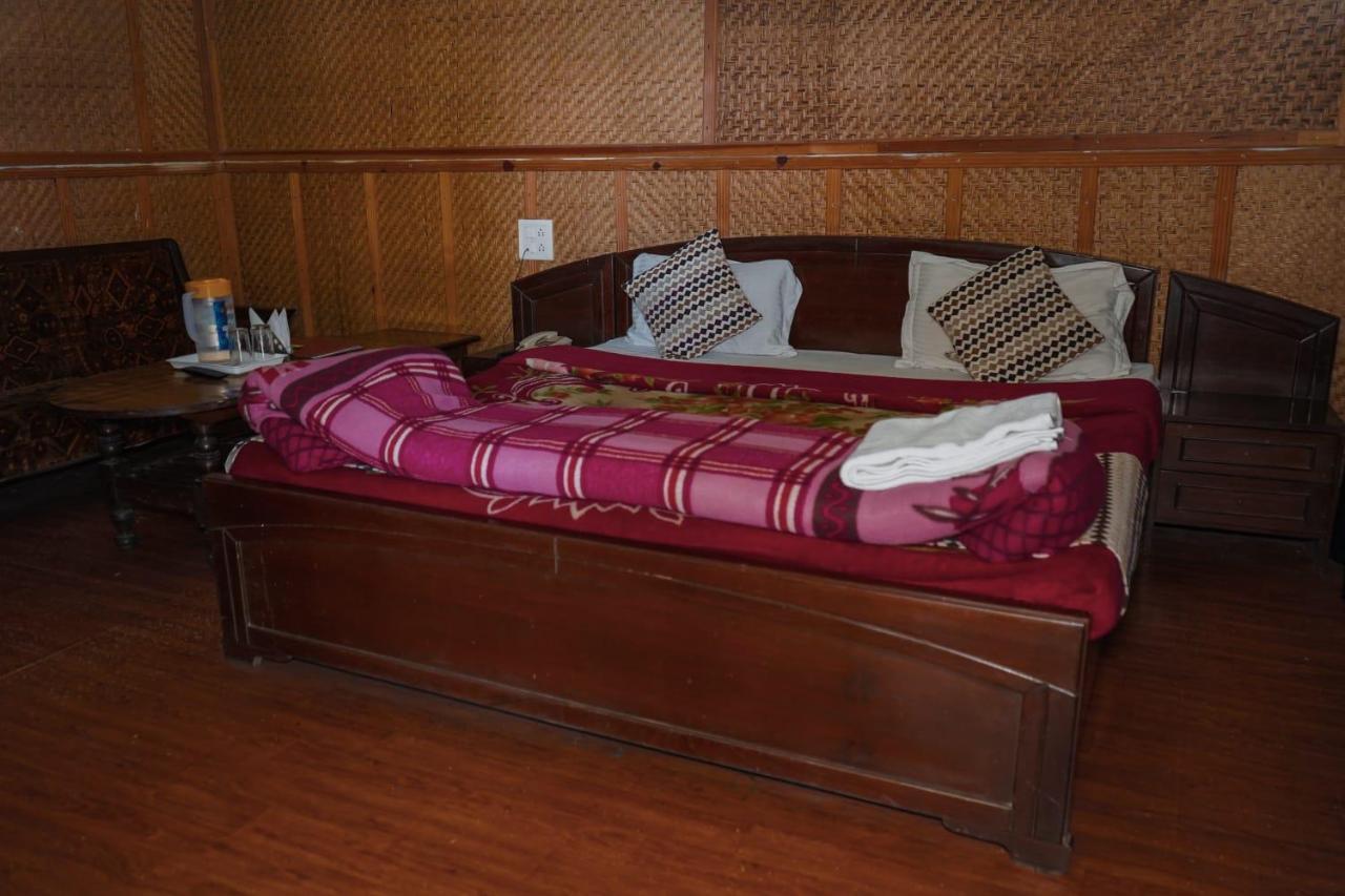 Himalaya Mount View Resort Kausani Kültér fotó