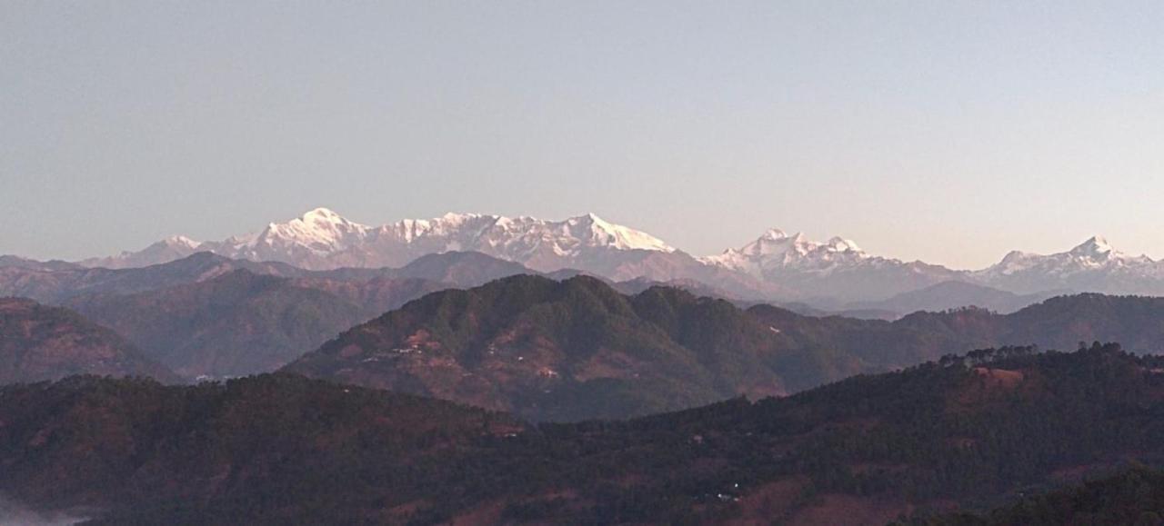 Himalaya Mount View Resort Kausani Kültér fotó