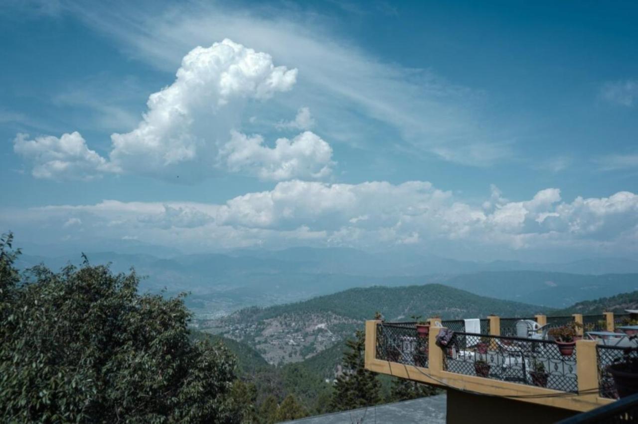 Himalaya Mount View Resort Kausani Kültér fotó