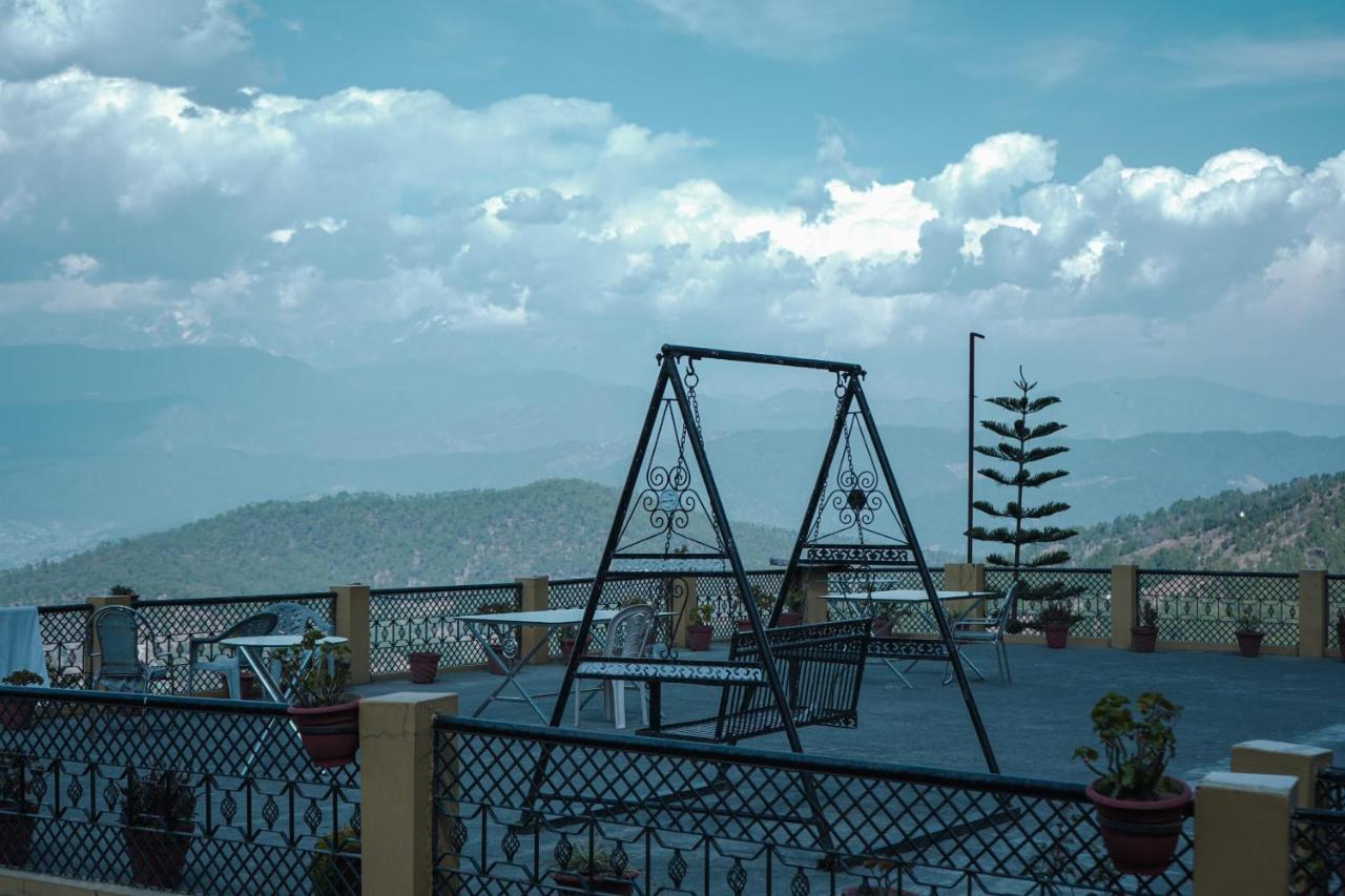 Himalaya Mount View Resort Kausani Kültér fotó